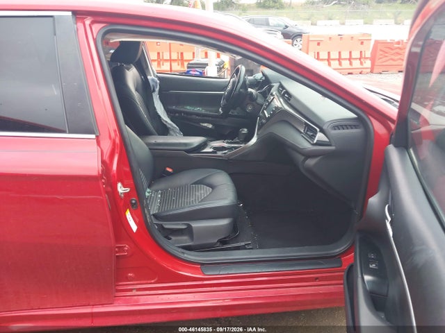 46145835 :رقم المزاد ، 4T1B11HK9KU170530 vin ، 2019 Toyota Camry Se مزاد بيع