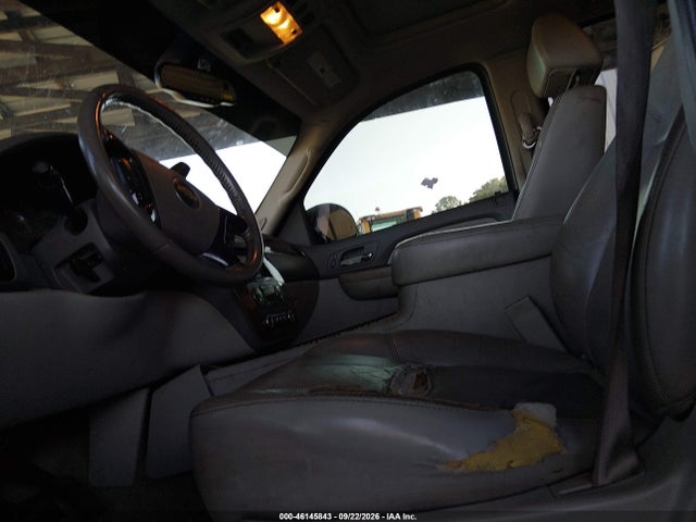 46145843 :رقم المزاد ، 1GNFC13037R153505 vin ، 2007 Chevrolet Tahoe Ltz مزاد بيع
