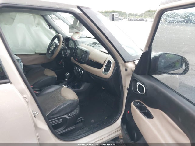 2014 Fiat 500l Lounge მანქანა იყიდება აუქციონზე, vin: ZFBCFACH2EZ005421, აუქციონის ნომერი: 46145849