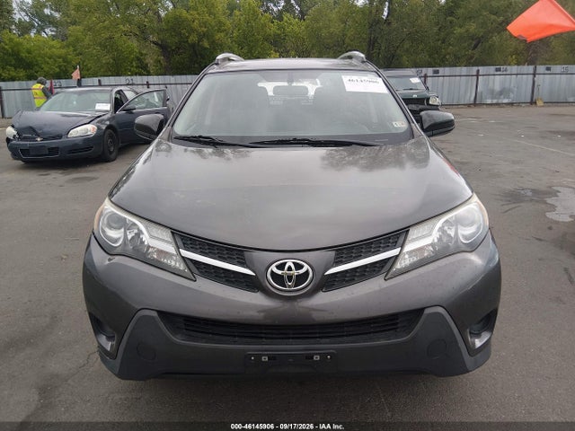 2015 Toyota Rav4 Le მანქანა იყიდება აუქციონზე, vin: JTMBFREV9FJ051029, აუქციონის ნომერი: 46145906