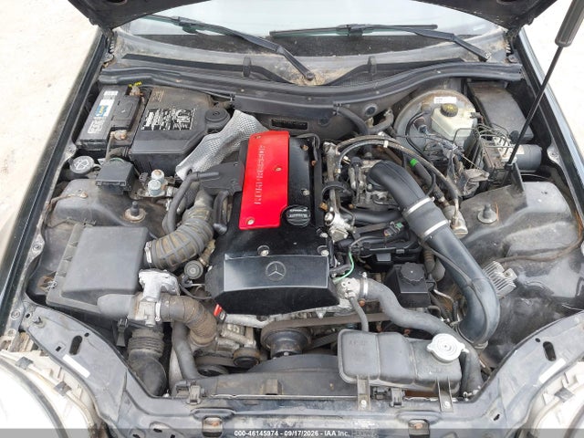 1999 Mercedes-benz Slk 230 Kompressor მანქანა იყიდება აუქციონზე, vin: WDBKK47F9XF110037, აუქციონის ნომერი: 46145974