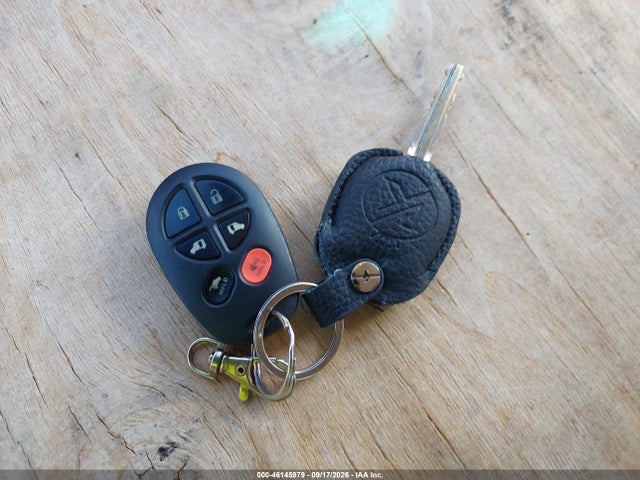 Продажа на аукционе авто 2004 Toyota Sienna Xle, vin: 5TDZA22C24S069895, номер лота: 46145979