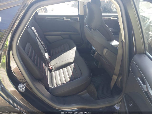 46146023 :رقم المزاد ، 3FA6P0LU7FR217063 vin ، 2015 Ford Fusion Hybrid Se مزاد بيع