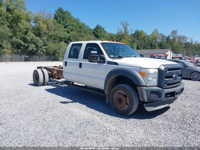 46146027 :رقم المزاد ، 1FD0W5GY6FEA64851 vin ، 2015 Ford F-550 Chassis Xl مزاد بيع