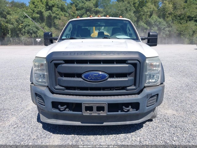 46146027 :رقم المزاد ، 1FD0W5GY6FEA64851 vin ، 2015 Ford F-550 Chassis Xl مزاد بيع
