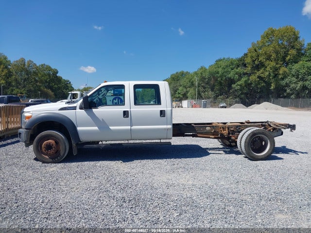 46146027 :رقم المزاد ، 1FD0W5GY6FEA64851 vin ، 2015 Ford F-550 Chassis Xl مزاد بيع