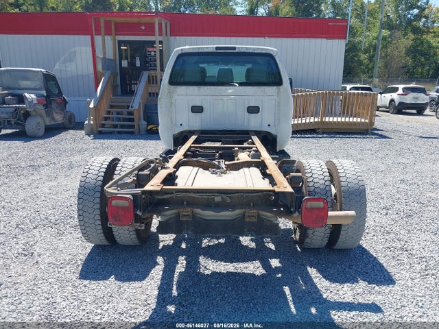 46146027 :رقم المزاد ، 1FD0W5GY6FEA64851 vin ، 2015 Ford F-550 Chassis Xl مزاد بيع