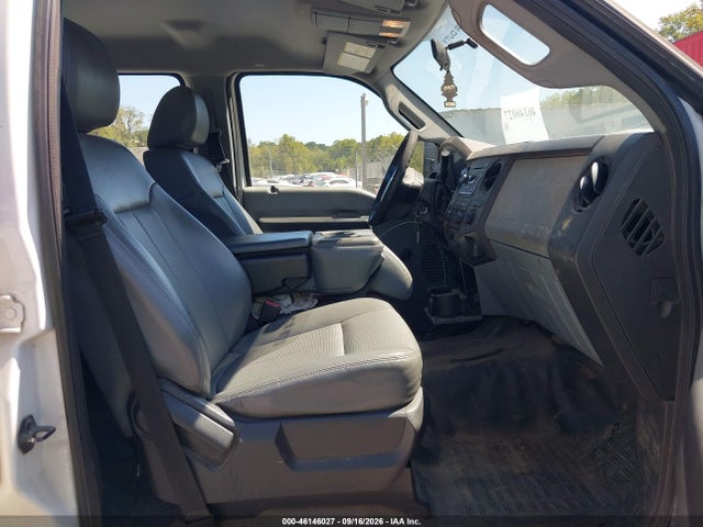 46146027 :رقم المزاد ، 1FD0W5GY6FEA64851 vin ، 2015 Ford F-550 Chassis Xl مزاد بيع
