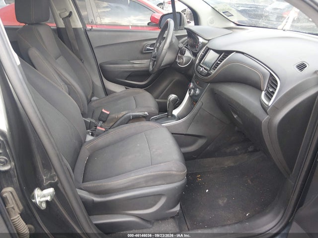 3GNCJLSB7HL246110 Chevrolet Trax Lt
