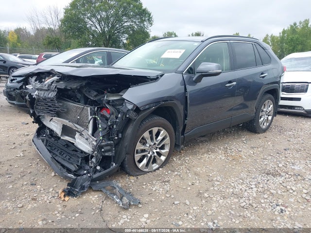 Toyota Rav4 Limited 2021 JTMN1RFV9MD076101 Image 2