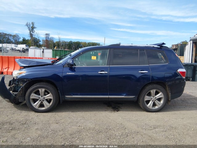 Продажа на аукционе авто 2013 Toyota Highlander Limited V6, vin: 5TDDK3EH7DS197182, номер лота: 46146039