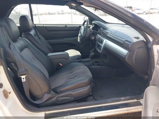 46146048 :رقم المزاد ، 1C3EL55RX5N640829 vin ، 2005 Chrysler Sebring Touring مزاد بيع