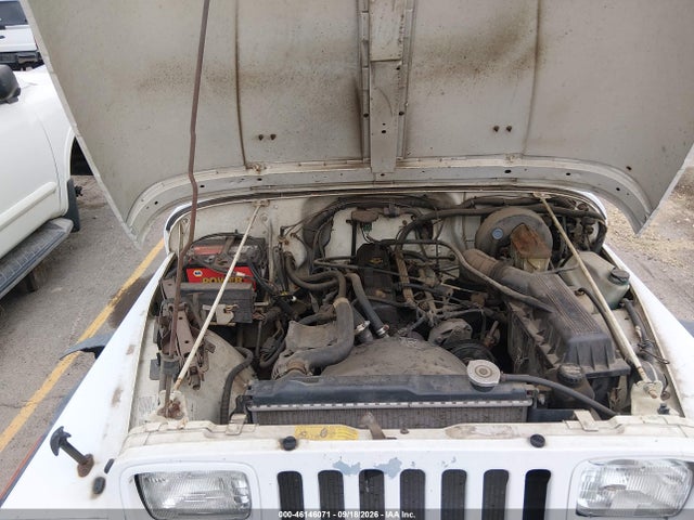 46146071 :رقم المزاد ، 1J4FY19P5PP257191 vin ، 1993 Jeep Wrangler / Yj S مزاد بيع