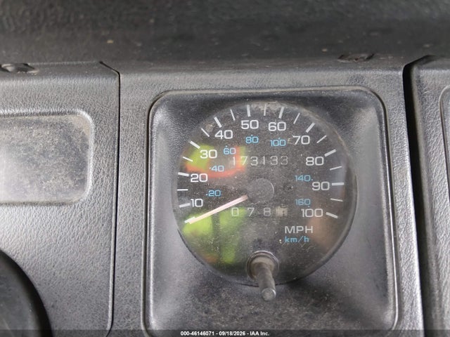 46146071 :رقم المزاد ، 1J4FY19P5PP257191 vin ، 1993 Jeep Wrangler / Yj S مزاد بيع