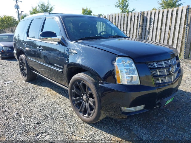 2012 Cadillac Escalade Premium მანქანა იყიდება აუქციონზე, vin: 1GYS3CEF0CR239590, აუქციონის ნომერი: 46146130