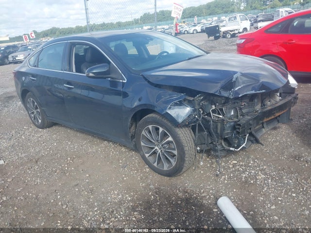 46146162 :رقم المزاد ، 4T1BK1EBXJU285783 vin ، 2018 Toyota Avalon Xle مزاد بيع