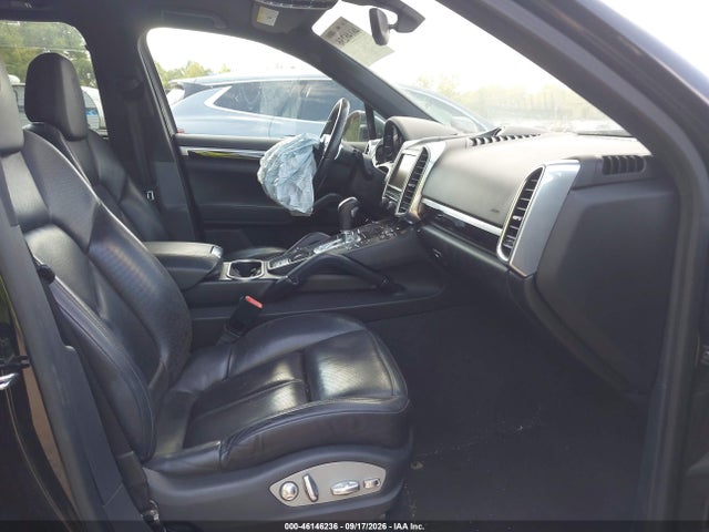 46146236 :رقم المزاد ، WP1AF2A28ELA31130 vin ، 2014 Porsche Cayenne Diesel مزاد بيع