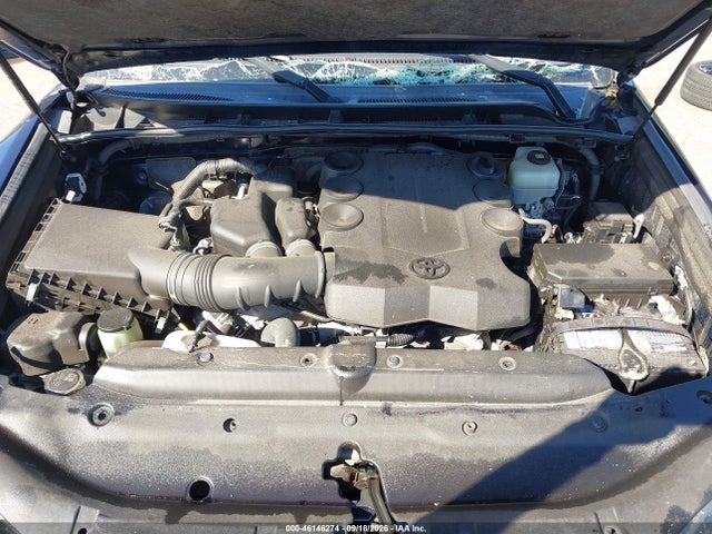 46146274 :رقم المزاد ، JTEBU5JR8L5743919 vin ، 2020 Toyota 4runner Sr5 مزاد بيع