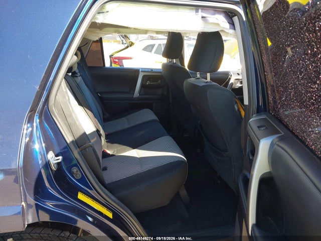 46146274 :رقم المزاد ، JTEBU5JR8L5743919 vin ، 2020 Toyota 4runner Sr5 مزاد بيع