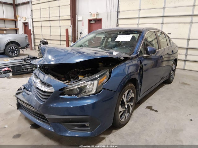 Subaru Legacy Premium 2022 4S3BWAD68N3028369 Image 2