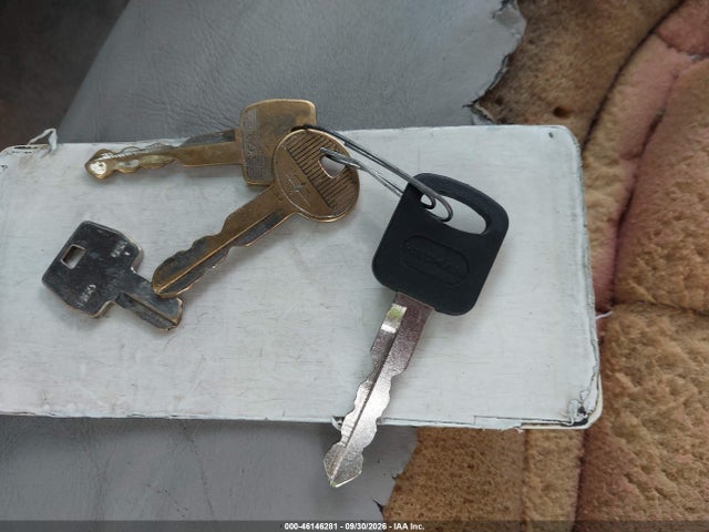 Aukcja sprzedaży 1996 Lincoln Town Car Executive, vin: 1LNLM81W8TY642406, numer aukcji: 46146281