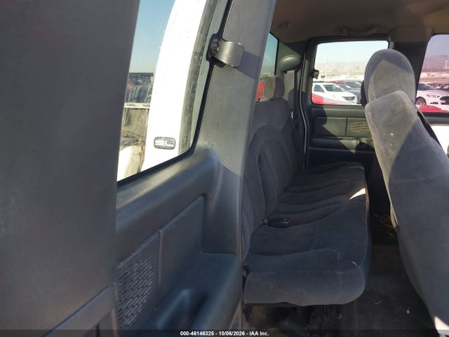 Продажа на аукционе авто 2001 Gmc Sierra 2500hd Sl, vin: 1GTHC29U71E179248, номер лота: 46146325