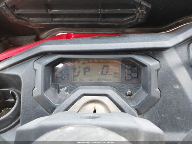 Продаж на аукціоні авто 2018 Honda Sxs1000 M5, vin: 1HFVE042XJ4203318, номер лоту: 46146332