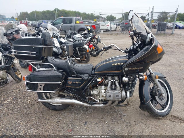 46146354 :رقم المزاد ، SC0205BA116939 vin ، 1981 Honda Gold Wing مزاد بيع