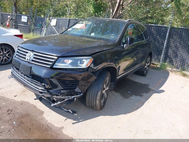 46146432 :رقم المزاد ، WVGRF7BP3HD003922 vin ، 2017 Volkswagen Touareg V6 Wolfsburg Edition مزاد بيع