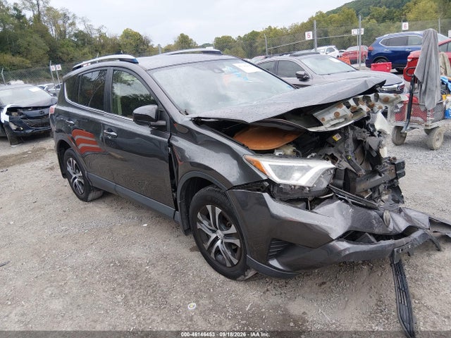46146453 :رقم المزاد ، JTMBFREV0HJ136912 vin ، 2017 Toyota Rav4 Le مزاد بيع