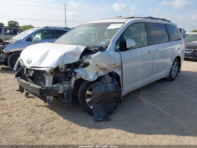 Aukcja sprzedaży 2014 Toyota Sienna Limited V6 7 Passenger, vin: 5TDYK3DC8ES468663, numer aukcji: 46146457