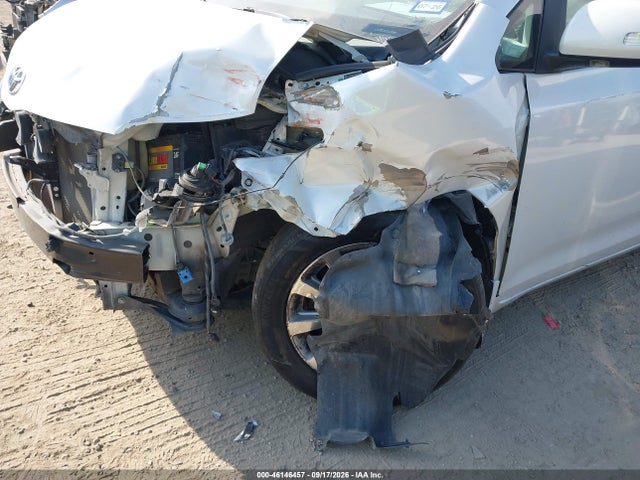 Aukcja sprzedaży 2014 Toyota Sienna Limited V6 7 Passenger, vin: 5TDYK3DC8ES468663, numer aukcji: 46146457