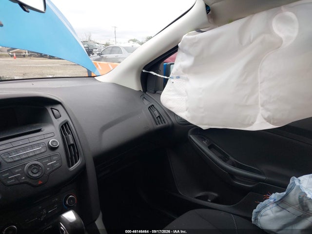 1FADP3K21GL253968 Ford FOCUS SE
