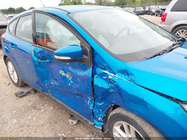 1FADP3K21GL253968 Ford FOCUS SE