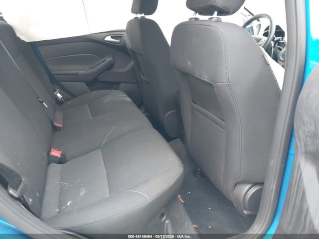 1FADP3K21GL253968 Ford FOCUS SE