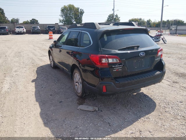 Subaru Outback 2.5i Premium 2018 4S4BSAFC2J3368508 Image 3