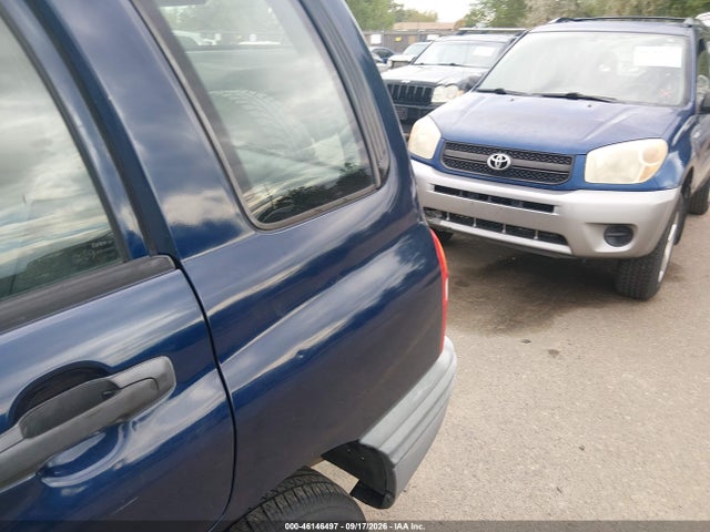 2002 Chevrolet Tracker Hard Top Base მანქანა იყიდება აუქციონზე, vin: 2CNBE13C026905835, აუქციონის ნომერი: 46146497