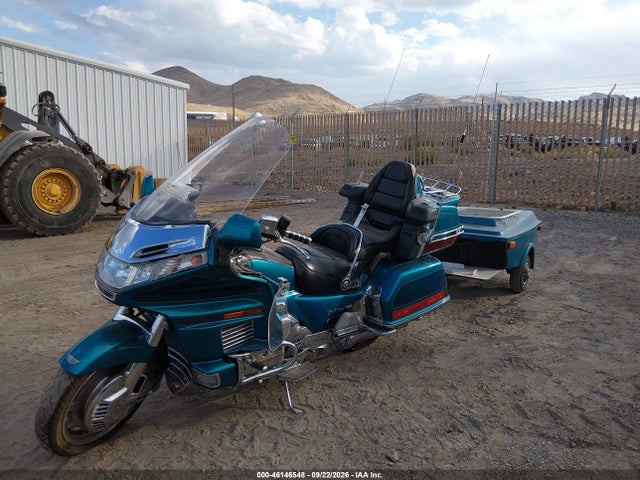 46146548 :رقم المزاد ، 1HFSC2247NA400124 vin ، 1992 Honda Gl1500 Se مزاد بيع