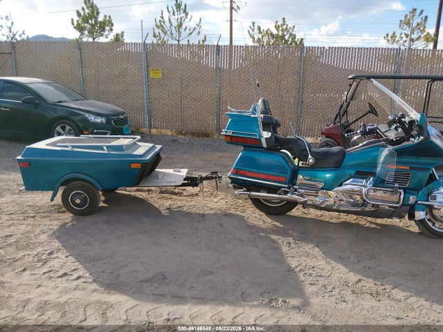 46146548 :رقم المزاد ، 1HFSC2247NA400124 vin ، 1992 Honda Gl1500 Se مزاد بيع