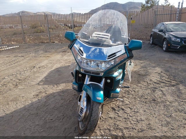 46146548 :رقم المزاد ، 1HFSC2247NA400124 vin ، 1992 Honda Gl1500 Se مزاد بيع