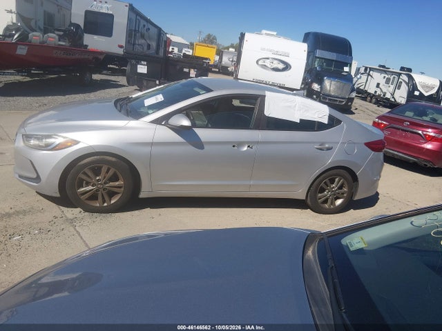 Продажа на аукционе авто 2018 Hyundai Elantra Sel, vin: 5NPD84LF4JH294489, номер лота: 46146562