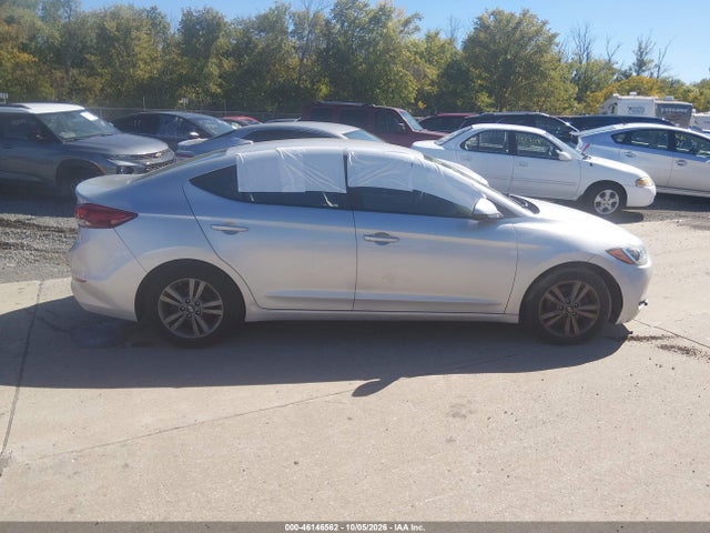 Продажа на аукционе авто 2018 Hyundai Elantra Sel, vin: 5NPD84LF4JH294489, номер лота: 46146562
