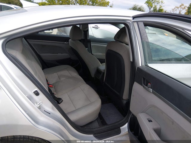 Продажа на аукционе авто 2018 Hyundai Elantra Sel, vin: 5NPD84LF4JH294489, номер лота: 46146562