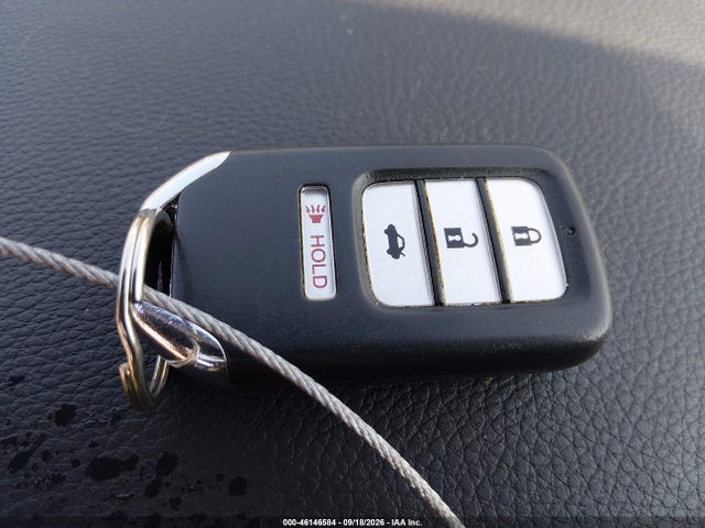 46146584 :رقم المزاد ، 1HGCR2F88EA107411 vin ، 2014 Honda Accord Ex-l مزاد بيع