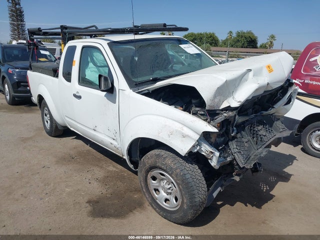 2016 1N6BD0CT3GN713505 главное изображение