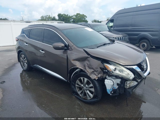46146677 :رقم المزاد ، 5N1AZ2MH2FN214968 vin ، 2015 Nissan Murano Sv مزاد بيع