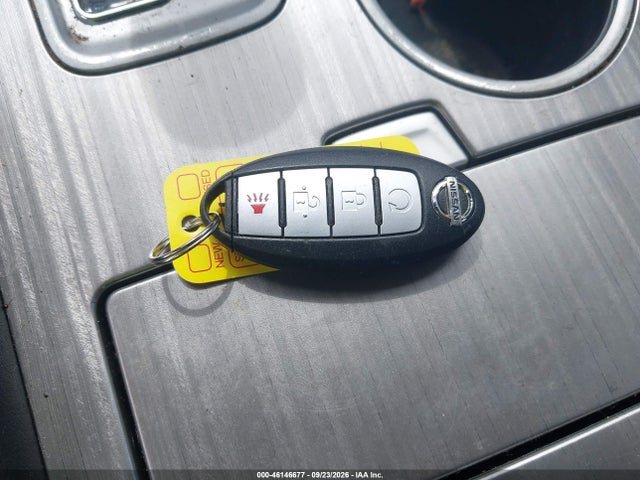 46146677 :رقم المزاد ، 5N1AZ2MH2FN214968 vin ، 2015 Nissan Murano Sv مزاد بيع