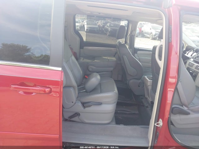 2009 Volkswagen Routan Sel მანქანა იყიდება აუქციონზე, vin: 2V8HW54X29R541337, აუქციონის ნომერი: 46146781