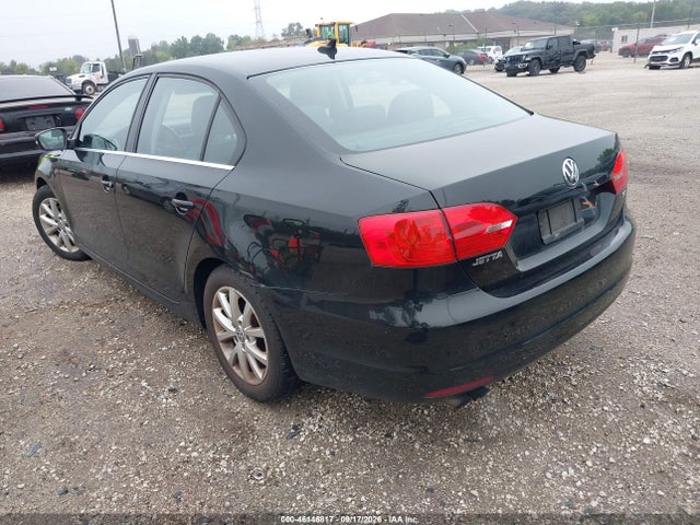 2014 Volkswagen Jetta 1.8t Se მანქანა იყიდება აუქციონზე, vin: 3VWD07AJXEM400201, აუქციონის ნომერი: 46146817