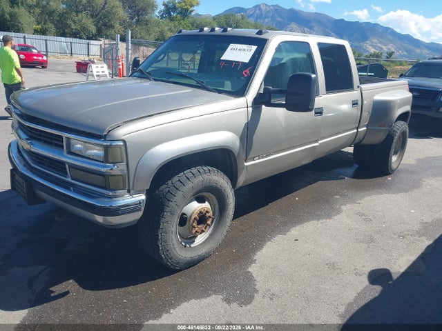 2000 Chevrolet K3500 მანქანა იყიდება აუქციონზე, vin: 1GCHK33J9YF444621, აუქციონის ნომერი: 46146833